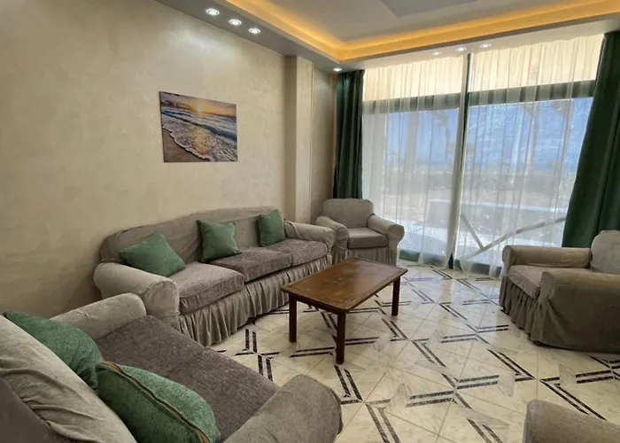 Adham House * Rasz Szedr